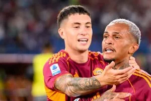 إحصائيات الشوط الأول من مباراة روما وبارما