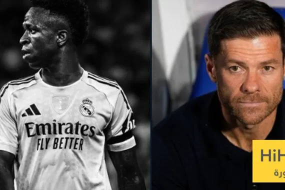 فينيسيوس اعتذر من زملائه في غياب المدرب