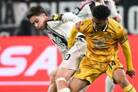 يوفنتوس يفوز بثلاثية على أودينيزي