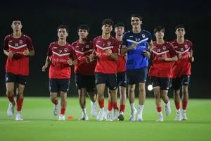 مدرب يوجه نصيحة للاعبي منتخب الناشئين الوطني