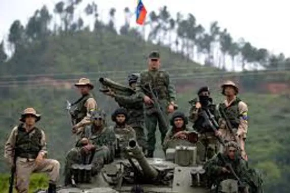 فنزويلا تعترض ثلاث طائرات وتدمر معسكرين لتجار مخدرات كولومبيين في الأمازون