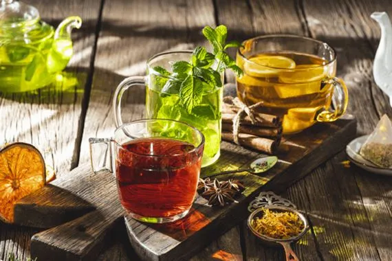 ما هي الفوائد الصحية لأنواع الشاي المختلفة اليكم أفضل وقت لتناولها
