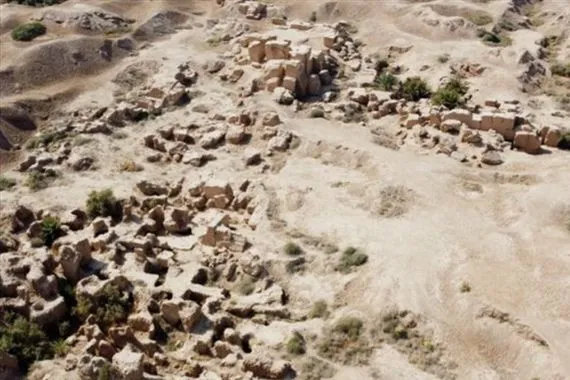 المناخ يهدد باندثار مهد الحضارات الملح يأكل اثار بابل وأور