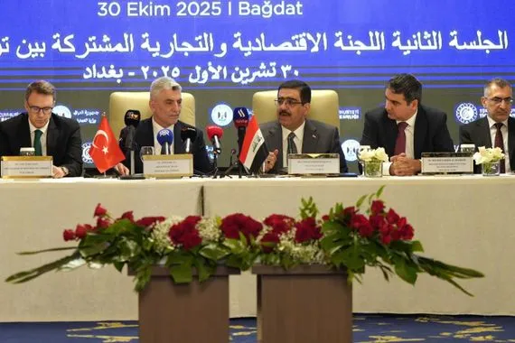 العراق وتركيا يوقعان محاضر تعاون اقتصادي وتجاري في بغداد شفق نيوز