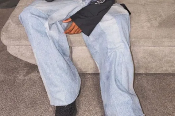 لامين يامال يثير الجدل قبل قليل من خلال هذه الصورة