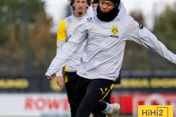 نتائج آخر 4 مباريات بين دورتموند وأوغسبورغ