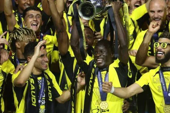 الثنائي القادر على إعادة انتصارات الاتحاد