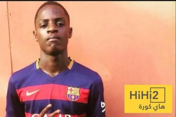 صورة غير معروفة تكشف هوس بديل ليفاندوفسكي ببرشلونة