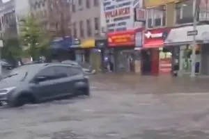 أمطار غزيرة تشل نيويورك وتعطل حركة الطيران وكالة الانباء العراقية واع