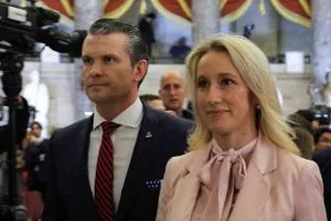 وزير الدفاع الأميركي استئناف التجارب النووية خطوة مسؤولة