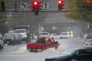 كميات ساعات تجمعت وسقطت بـ10 دقائق الامطار تقتل شخصين بنيويورك