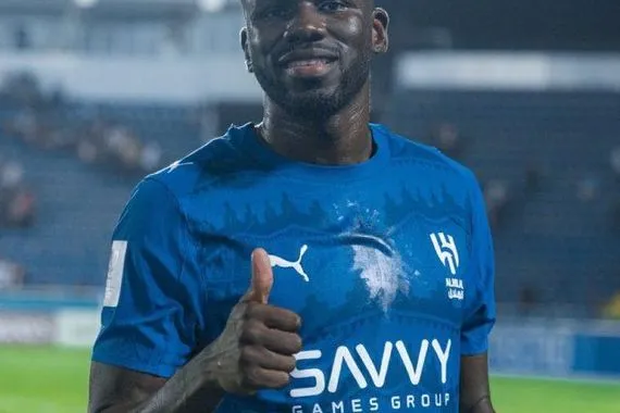 مدافع الهلال كاد أن يطيح بأنشيلوتي من تدريب نابولي