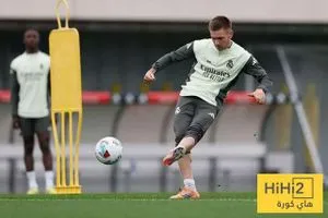 3 مباريات أمام ماستانتونو لإنقاذ مسيرته