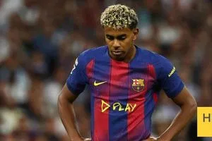 خطة مدرب إلتشي لإيقاف لامين يامال