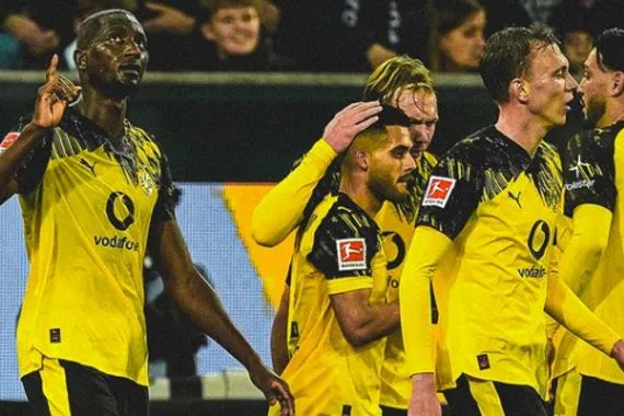 ترتيب الدوري الالماني بعد فوز بروسيا دورتموند على اوغسبورغ