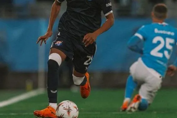 برشلونة يفوز بالرهان على جوهرته الجديدة