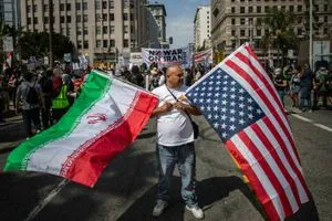 مسقط تدعو إلى استئناف المفاوضات بين الولايات المتحدة وإيران