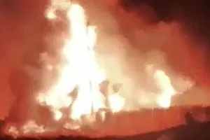 حريق كبير في مدينة شيراز جنوبي إيران