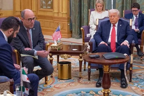 المبعوث الأميركي نتطلع لانضمام سوريا للتحالف ضد داعش خلال زيارة الشرع لواشنطن