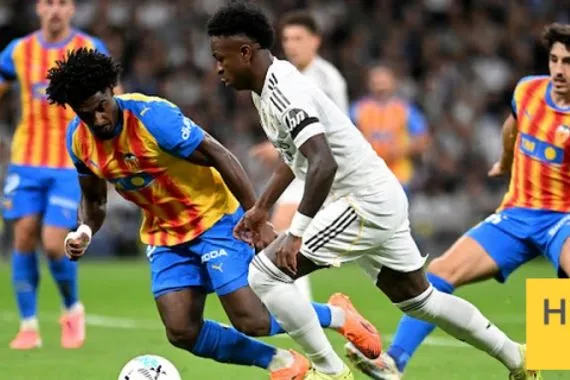 ريال مدريد يضرب فالنسيا بثلاثية في الشوط الاول