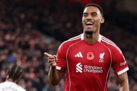 جرافينبيرخ يعزز تقدم ليفربول ضد استون فيلا