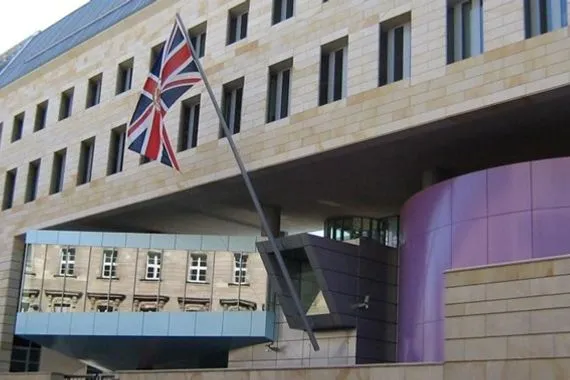 مخطط جديد لإدارة شؤون الحكومة العراقية عبر السفارة البريطانية