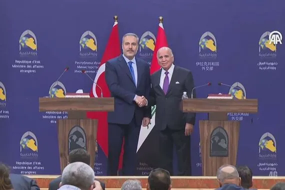 في خطوة تأريخية العراق وتركيا يعلنان توقيع اتفاقية تنظيم وإدارة ملف المياه بين البلدين