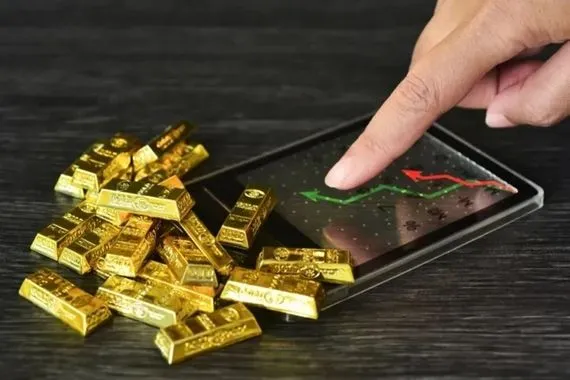 وسط الحذر في الأسواق العالمية المعدن الاصفر يستمر بالارتفاع