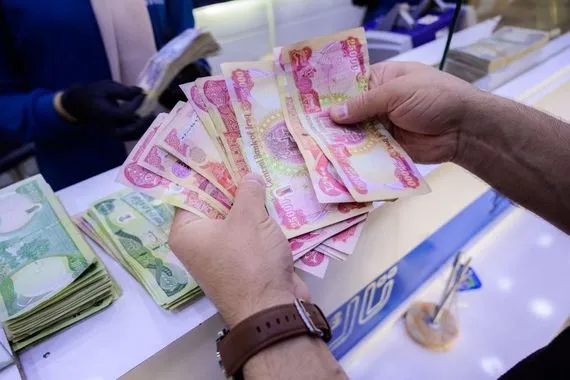 العمل تطلق الإعانة الاجتماعية لشهر تشرين الثاني