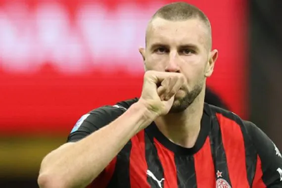 الشوط الأول بافلوفيتش يعطي التقدم لميلان على روما