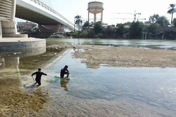 شح الأمطار يدفع العراقيين لإقامة صلاة إستسقاء وخبراء يطلقون تحذيرات