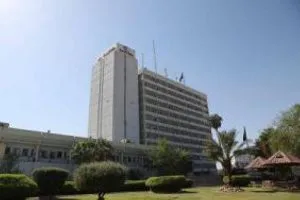 فتح التقديم للطلبة الأوائل من خريجي الدراسة المهنية