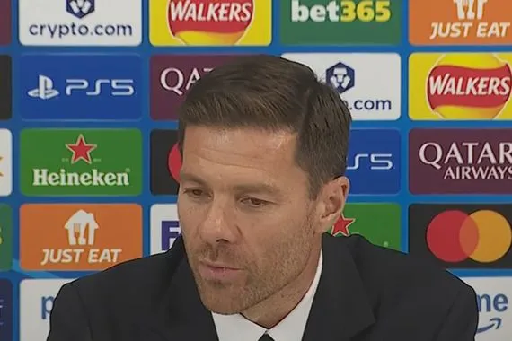 تعليق ألونسو على تراجع اداء فيرتز الحالي مع ليفربول