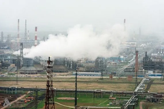 انهيار جزئي بمصنع للبتروكيماويات في روسيا بعد هجوم مسيرات وكالة الانباء العراقية واع