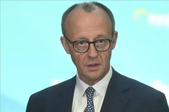 ميرتس يدعو الشرع الى برلين لبحث إعادة السوريين