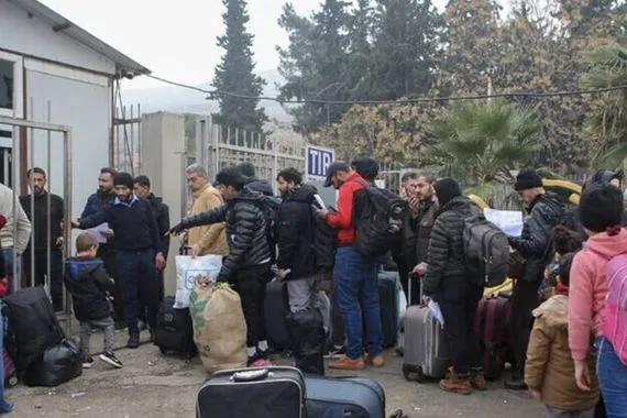 الرئيس الألماني يعارض الترحيل الفوري للاجئين السوريين