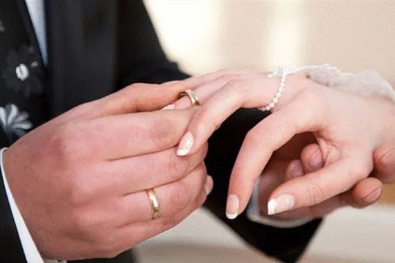 نساء يطلقن حملة كبرى تزوّجني بدون مهر