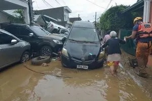 الفلبين الإعصار كالمايغي يخلف 26 قتيلاً ومئات آلاف النازحين شفق نيوز