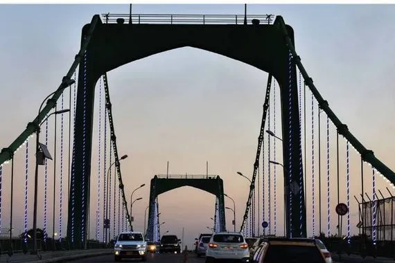جثة مجهولة الهوية أسفل الجسر المعلق في بغداد