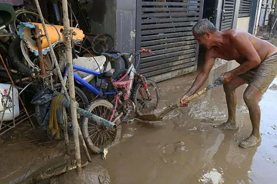 الفلبين إعصار تينو يودي بحياة 93 شخصاً في مقاطعة سيبو