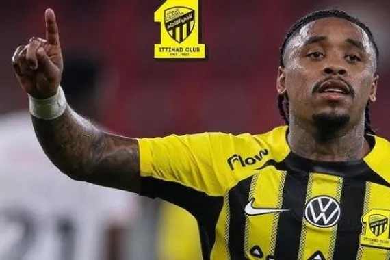 بيرجوين يواصل التألق ويثبت نفسه نجمًا في تشكيلة الاتحاد