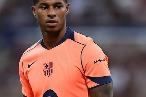 مفاجأة برشلونة هذا الموسم