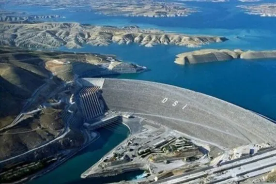 اتفاقية المياه بين العراق وتركيا تُثير الجدل تحذيرات من تفاقم أزمة الجفاف ودمار الجنوب