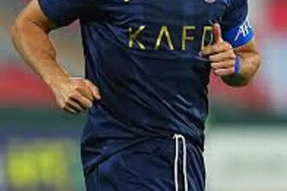 رونالدو يكشف سبب غيابه عن جنازة صديقه