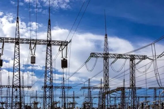 سوريا توقع اتفاقيات لإنشاء محطات كهرباء جديدة بقدرات قياسية