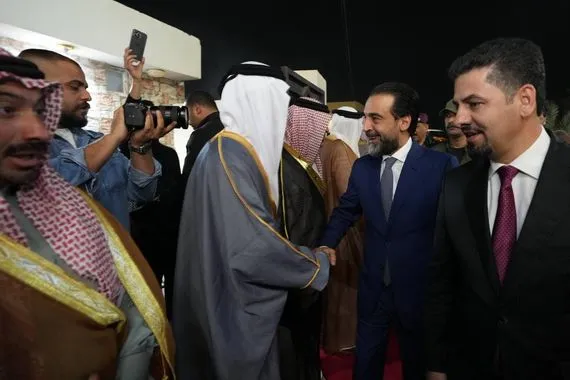 الرئيس الحلبوسي يلتقي مرشح حزب تقدم علاء الدليمي ويلتقي فريقه الانتخابي في بغداد