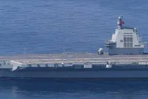 ثالث حاملة طائرات صينية تدخل الخدمة