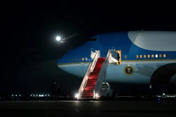 سبعة مصابين إثر فتح طرد مشبوه في قاعدة قرب واشنطن