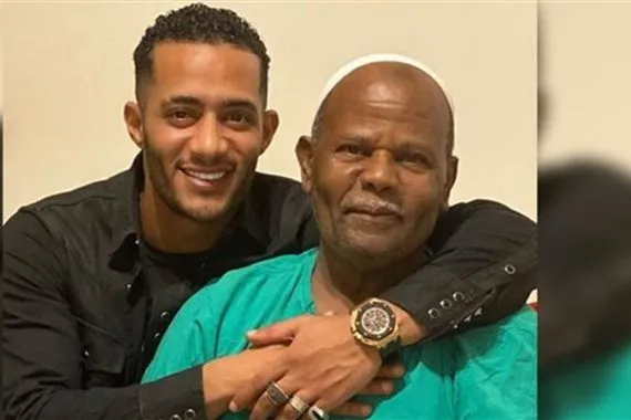 الفنان محمد رمضان ينعى والده