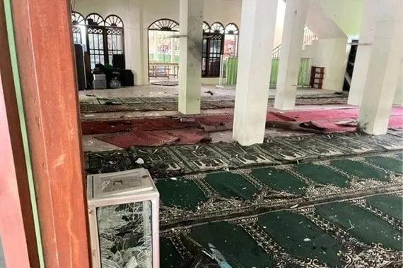 إندونيسيا أكثر من 50 مصاباً في انفجار داخل مسجد بالعاصمة جاكرتا